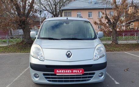 Renault Kangoo II рестайлинг, 2012 год, 1 100 000 рублей, 3 фотография