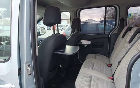 Renault Kangoo II рестайлинг, 2012 год, 1 100 000 рублей, 11 фотография