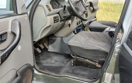 ЛуАЗ Patriot, 2006 год, 530 000 рублей, 11 фотография