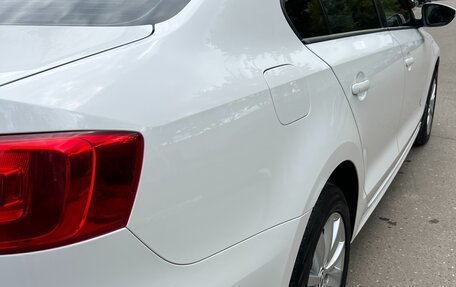 Volkswagen Jetta VI, 2013 год, 975 000 рублей, 8 фотография