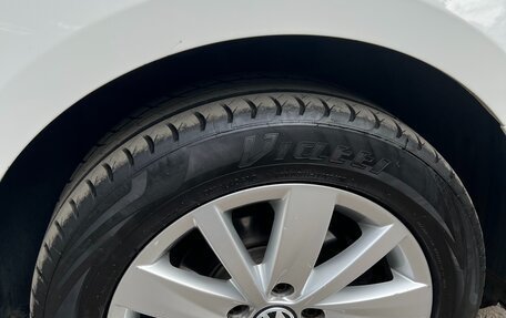 Volkswagen Jetta VI, 2013 год, 975 000 рублей, 22 фотография