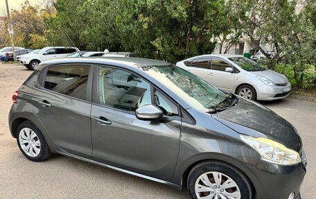 Peugeot 208 II, 2013 год, 520 000 рублей, 8 фотография