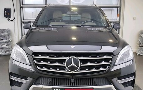 Mercedes-Benz M-Класс, 2014 год, 3 045 000 рублей, 2 фотография