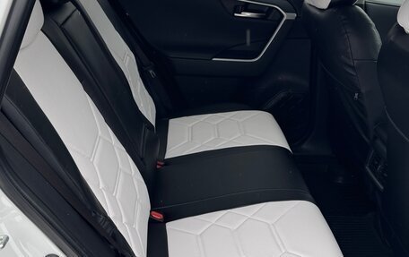 Toyota RAV4, 2020 год, 3 399 000 рублей, 4 фотография