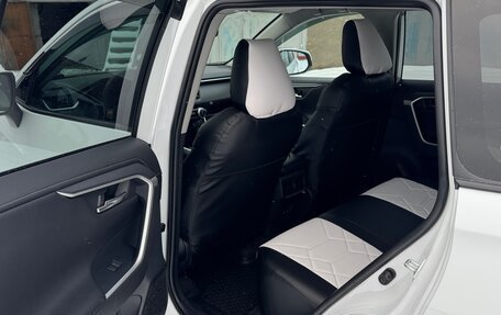 Toyota RAV4, 2020 год, 3 399 000 рублей, 2 фотография