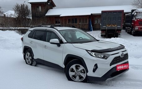 Toyota RAV4, 2020 год, 3 399 000 рублей, 6 фотография