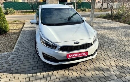 KIA cee'd III, 2015 год, 1 400 000 рублей, 1 фотография
