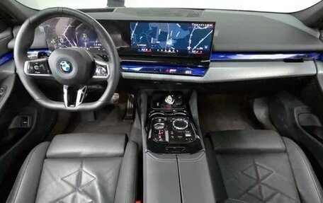 BMW 5 серия, 2025 год, 8 740 469 рублей, 8 фотография