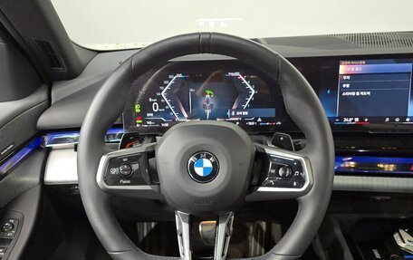 BMW 5 серия, 2025 год, 8 740 469 рублей, 9 фотография