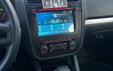 Volkswagen Jetta VI, 2010 год, 730 000 рублей, 7 фотография