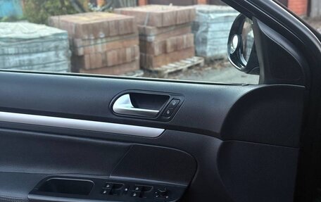 Volkswagen Jetta VI, 2010 год, 730 000 рублей, 11 фотография