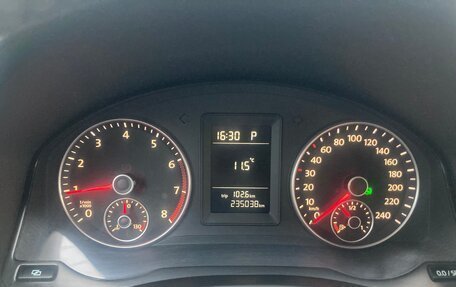 Volkswagen Jetta VI, 2010 год, 730 000 рублей, 16 фотография