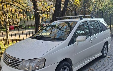 Nissan Prairie III, 2001 год, 400 000 рублей, 1 фотография