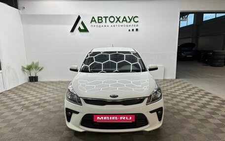 KIA Rio IV, 2017 год, 1 100 000 рублей, 2 фотография