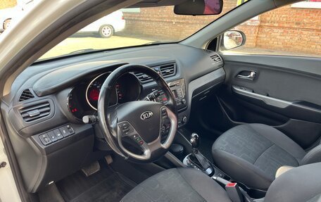 KIA Rio III рестайлинг, 2015 год, 1 199 000 рублей, 26 фотография