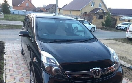 Toyota ISis I, 2011 год, 1 300 000 рублей, 4 фотография