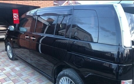 Toyota ISis I, 2011 год, 1 300 000 рублей, 8 фотография