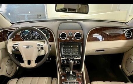 Bentley Flying Spur II, 2015 год, 8 000 000 рублей, 4 фотография