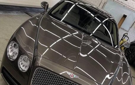 Bentley Flying Spur II, 2015 год, 8 000 000 рублей, 8 фотография