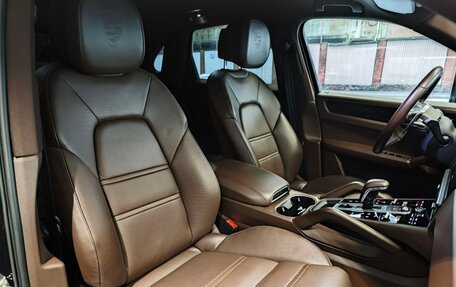 Porsche Cayenne III, 2019 год, 6 997 000 рублей, 26 фотография