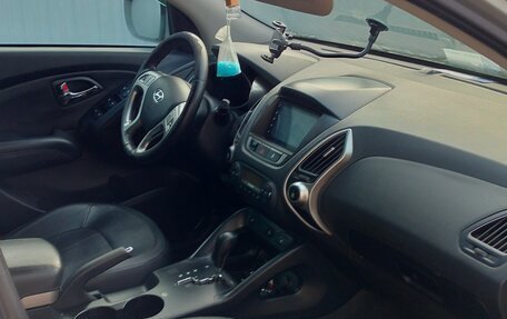 Hyundai ix35 I рестайлинг, 2011 год, 1 550 000 рублей, 2 фотография