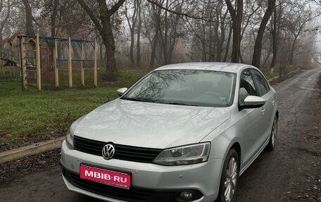 Volkswagen Jetta VI, 2011 год, 848 000 рублей, 1 фотография