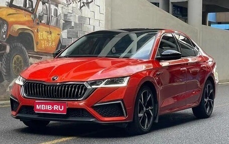 Skoda Octavia IV, 2021 год, 1 630 000 рублей, 1 фотография