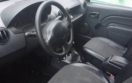 Renault Logan I, 2006 год, 250 000 рублей, 4 фотография