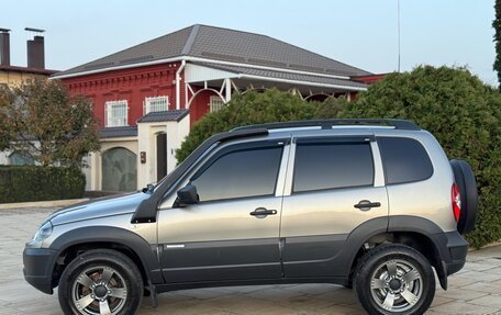 Chevrolet Niva I рестайлинг, 2019 год, 795 000 рублей, 21 фотография