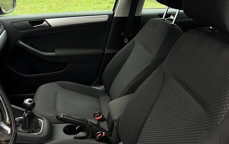 Volkswagen Jetta VI, 2011 год, 848 000 рублей, 8 фотография