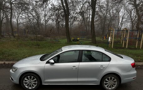 Volkswagen Jetta VI, 2011 год, 848 000 рублей, 6 фотография
