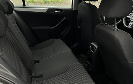 Volkswagen Jetta VI, 2011 год, 848 000 рублей, 9 фотография