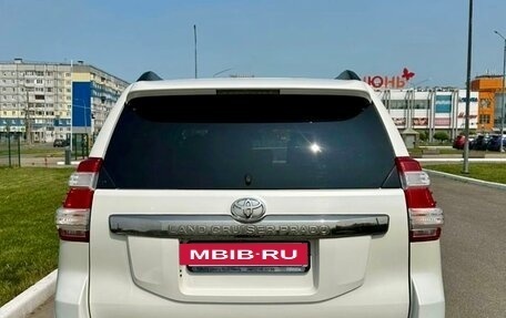 Toyota Land Cruiser Prado 150 рестайлинг 2, 2016 год, 3 800 000 рублей, 5 фотография