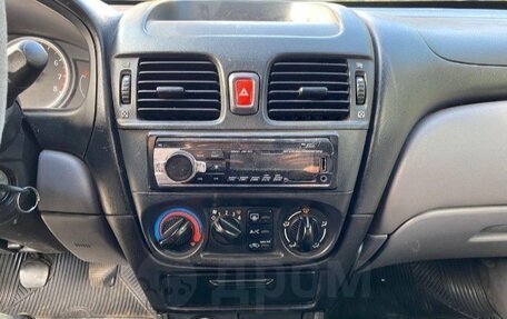 Nissan Almera, 2003 год, 350 000 рублей, 10 фотография