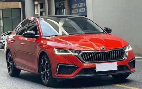 Skoda Octavia IV, 2021 год, 1 630 000 рублей, 3 фотография