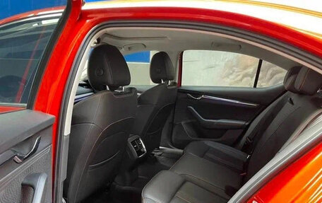 Skoda Octavia IV, 2021 год, 1 630 000 рублей, 12 фотография