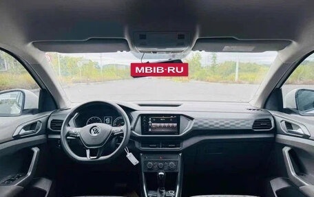 Volkswagen T-Cross I, 2021 год, 1 260 000 рублей, 7 фотография