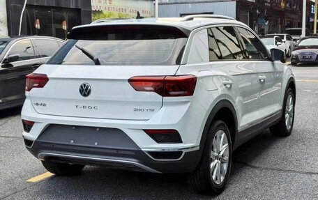 Volkswagen T-Roc I, 2022 год, 1 410 000 рублей, 6 фотография