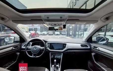 Volkswagen T-Roc I, 2022 год, 1 410 000 рублей, 9 фотография