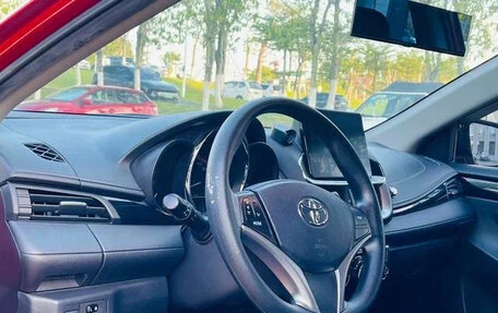 Toyota Yaris XP150 рестайлинг, 2022 год, 1 110 000 рублей, 10 фотография