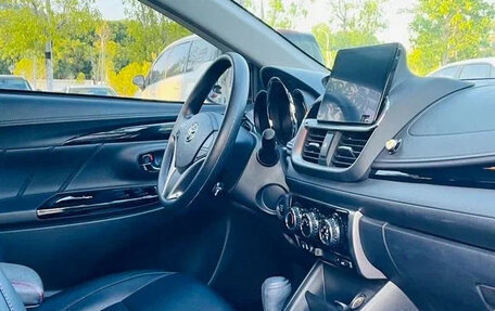 Toyota Yaris XP150 рестайлинг, 2022 год, 1 110 000 рублей, 9 фотография