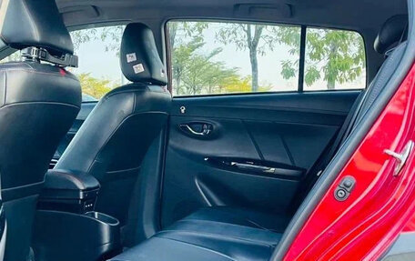 Toyota Yaris XP150 рестайлинг, 2022 год, 1 110 000 рублей, 12 фотография