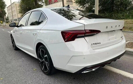 Skoda Octavia IV, 2022 год, 1 590 000 рублей, 6 фотография