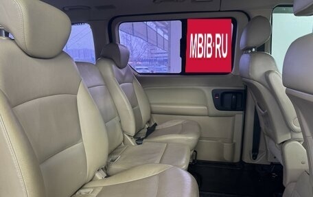 Hyundai Grand Starex Grand Starex I рестайлинг 2, 2012 год, 1 555 000 рублей, 17 фотография