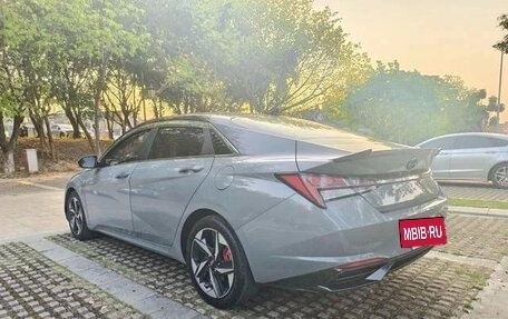 Hyundai Elantra, 2022 год, 1 190 000 рублей, 5 фотография