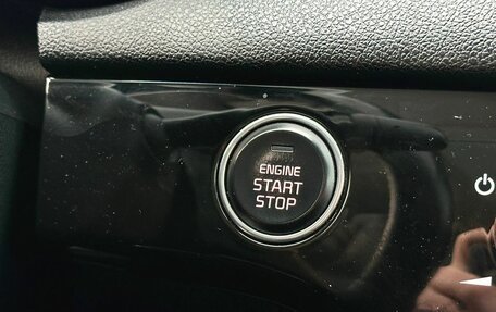 KIA Sportage IV рестайлинг, 2020 год, 2 595 000 рублей, 16 фотография