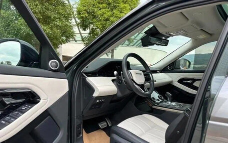 Land Rover Range Rover Evoque II, 2021 год, 2 910 000 рублей, 5 фотография