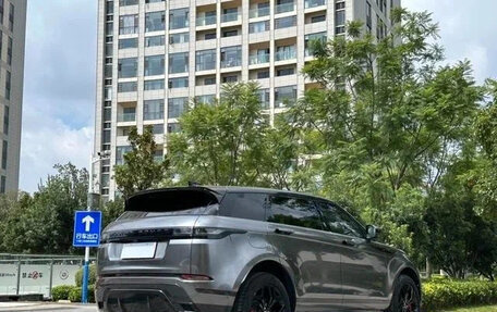 Land Rover Range Rover Evoque II, 2021 год, 2 910 000 рублей, 3 фотография