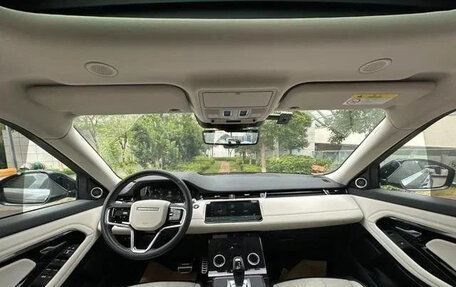 Land Rover Range Rover Evoque II, 2021 год, 2 910 000 рублей, 6 фотография