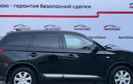 Mitsubishi Outlander III рестайлинг 3, 2018 год, 1 600 000 рублей, 5 фотография